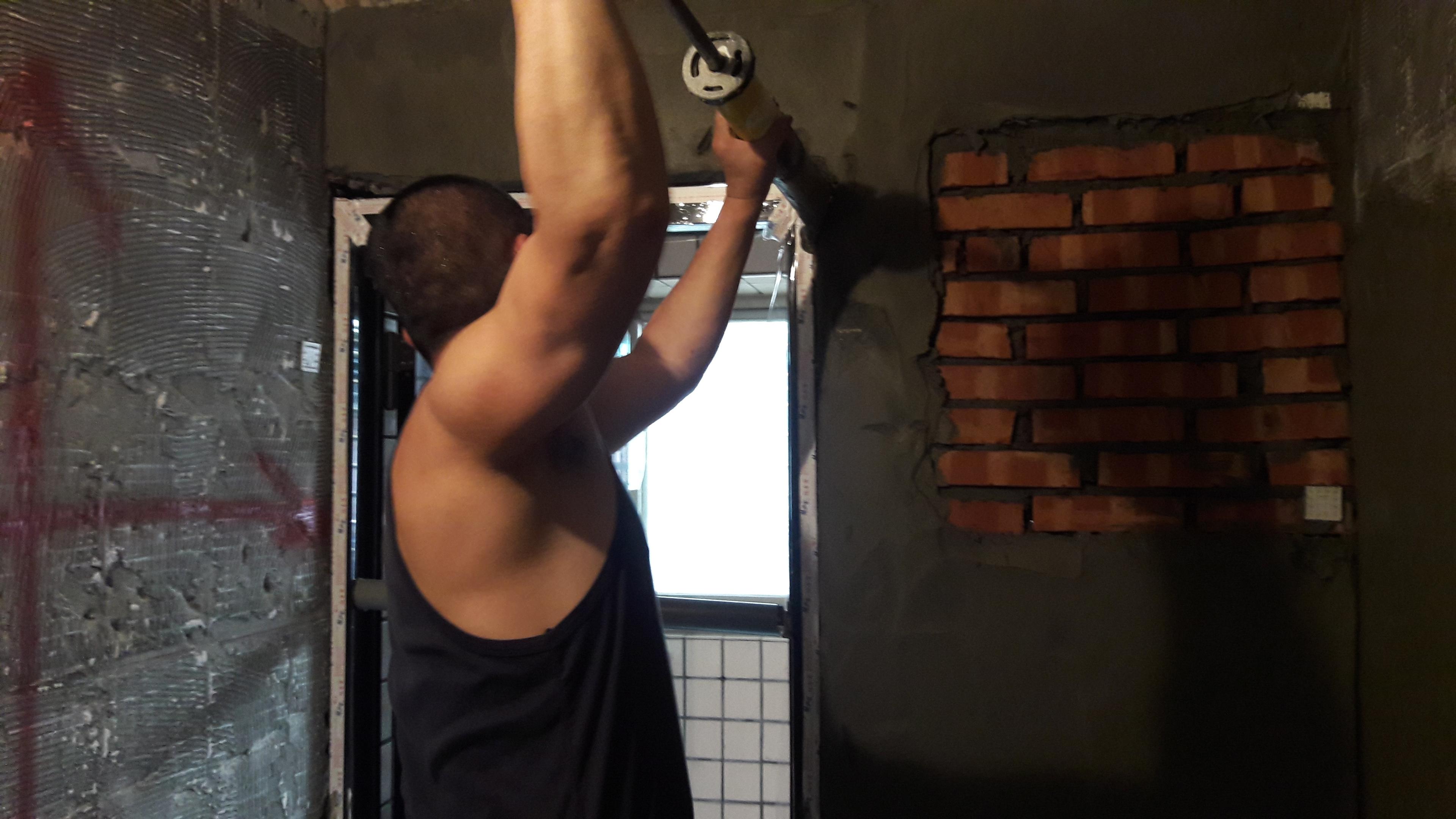 門窗框邊灌漿填縫