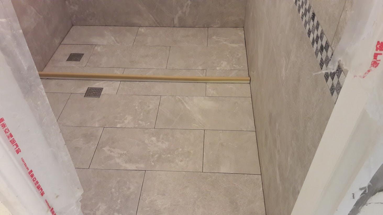 浴室壁磚地磚鋪設