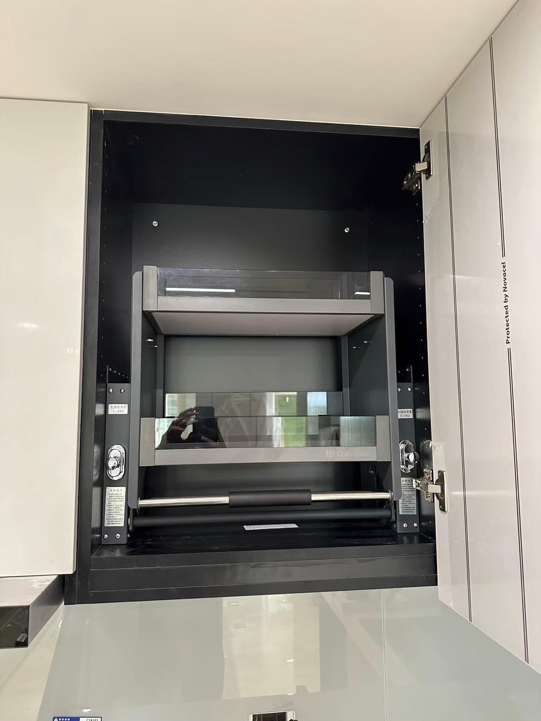 波蘭Unihopper玻璃緩降昇降櫃