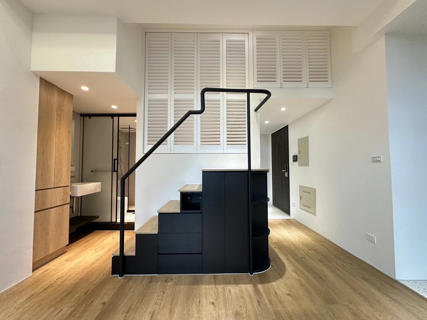 台北松山辜小姐住家精裝修